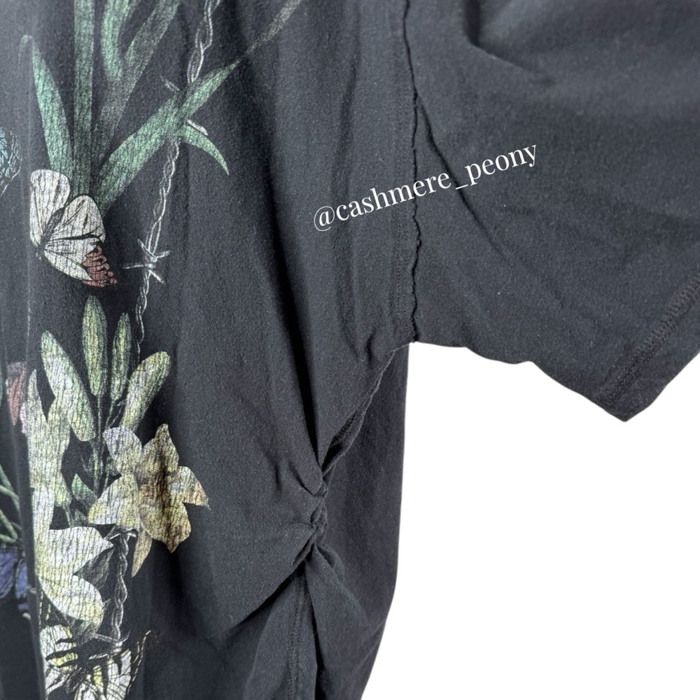 Aeropostale The OG Tee Collection Botanical Flowers and Butterflies Tee Small - Picture 6 of 10
